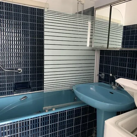 T2 Rdc Avec Jardinet Et Acces Direct Plage, Parking Securise, Proche Commerces - Fr-1-374-2 *